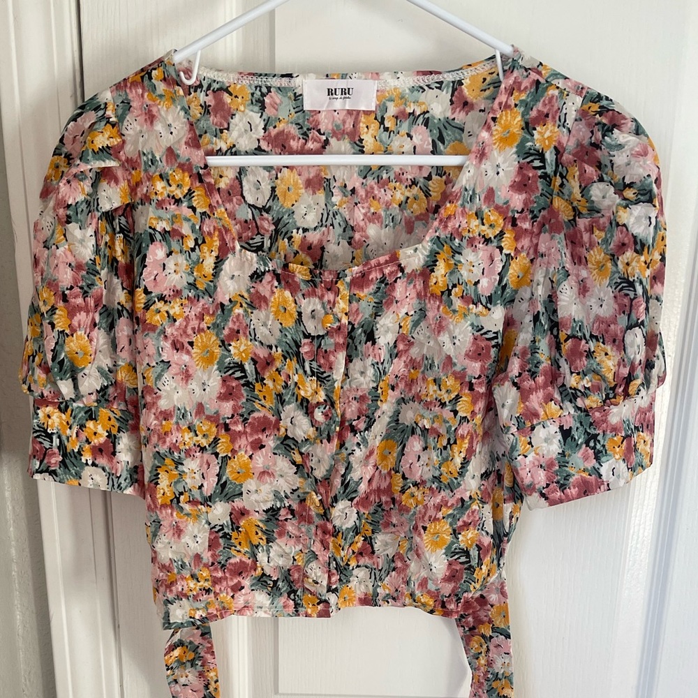 Ruru crop blouse top size small